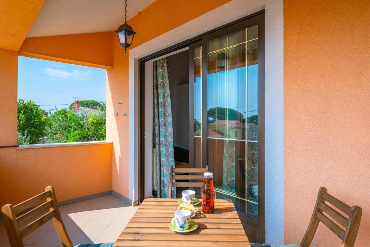 Villa Margerita With Private Pool, Yard And Parking กาชเตลีร์ ภายนอก รูปภาพ