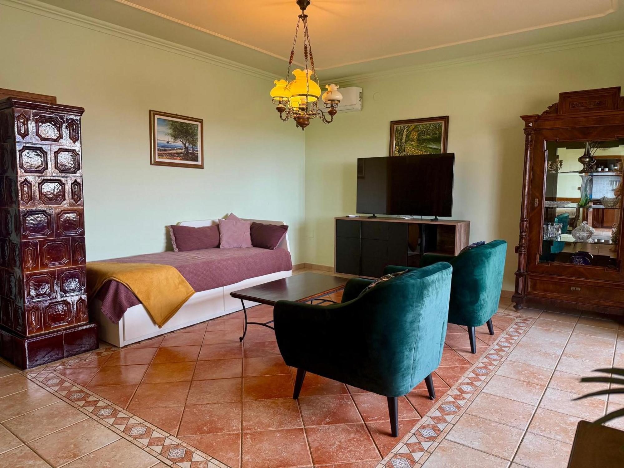 Villa Margerita With Private Pool, Yard And Parking กาชเตลีร์ ภายนอก รูปภาพ